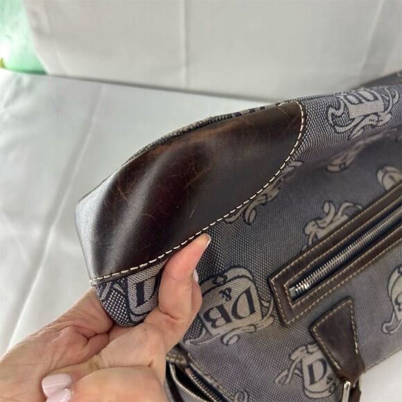 Vintage Dooney & Bourke Donegal Crest Dome Signature DB Satchel Purse FLAW - Picture 5 of 16